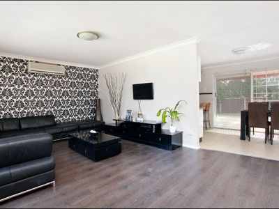 21 Heron Crescent, St Clair