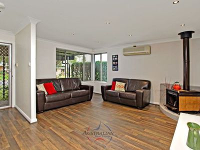 13 Denzil Avenue, St Clair