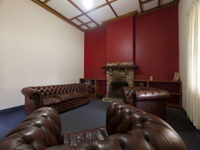 38 McCrackens Road, Locksley