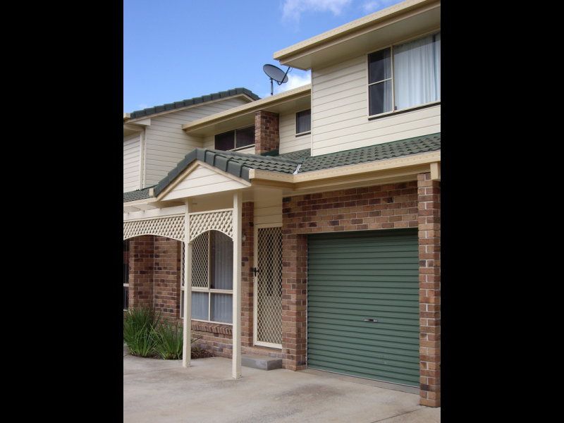 2 / 70 Herries Street, Toowoomba