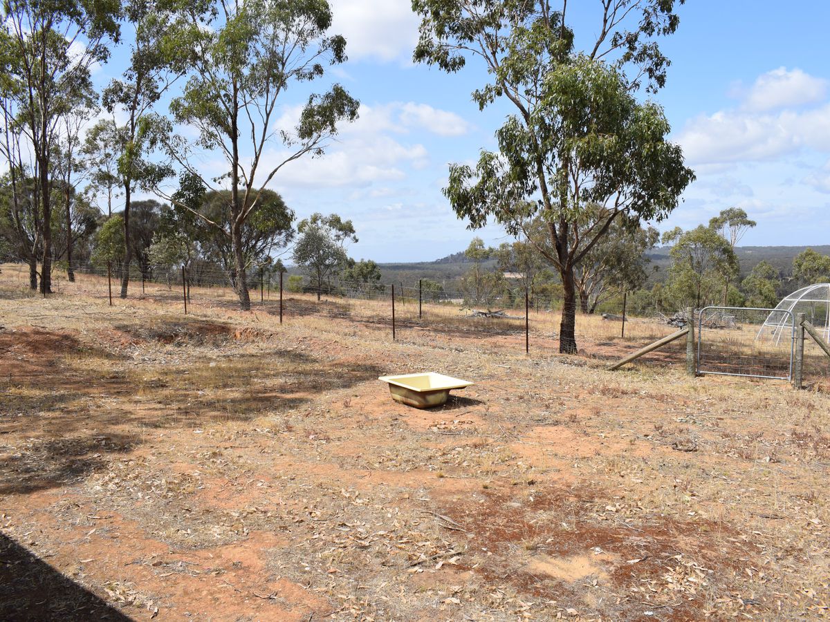 140 O'Briens Drive, Mcintyre