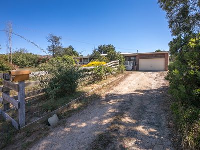 14 Newnham Drive, Romsey