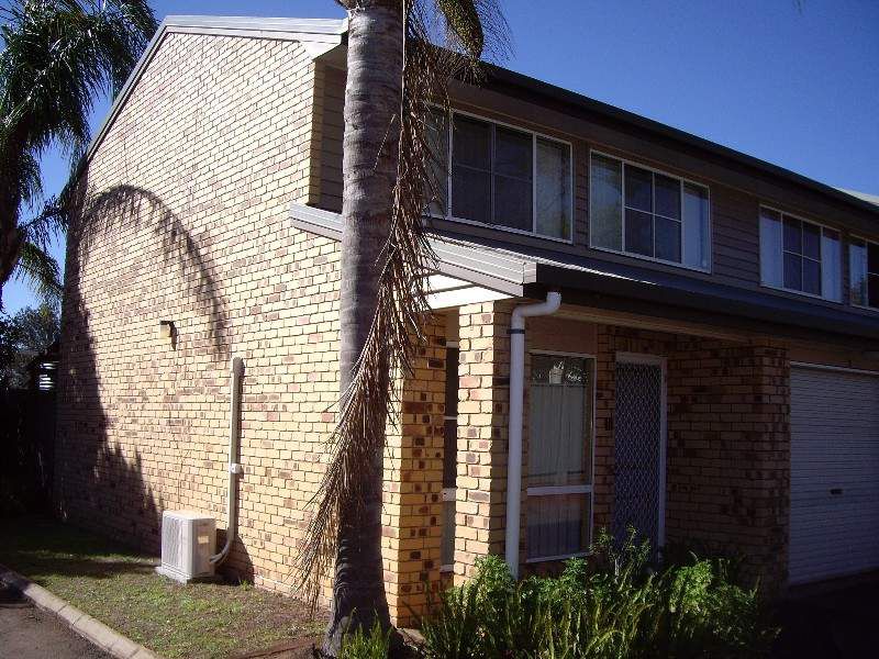 8 / 233 Hume Street, Toowoomba