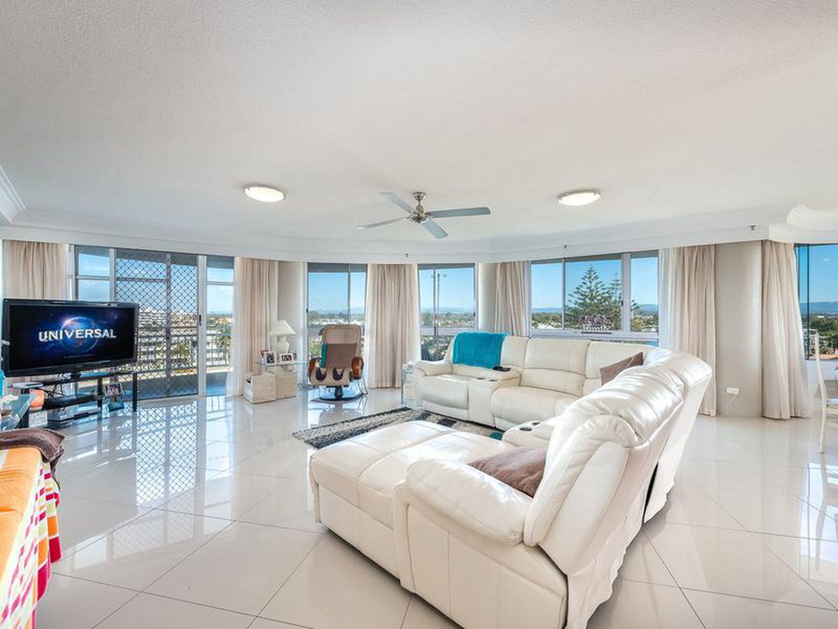 16 / 5 Bayview Street, Runaway Bay Platinum Properties Real Estate