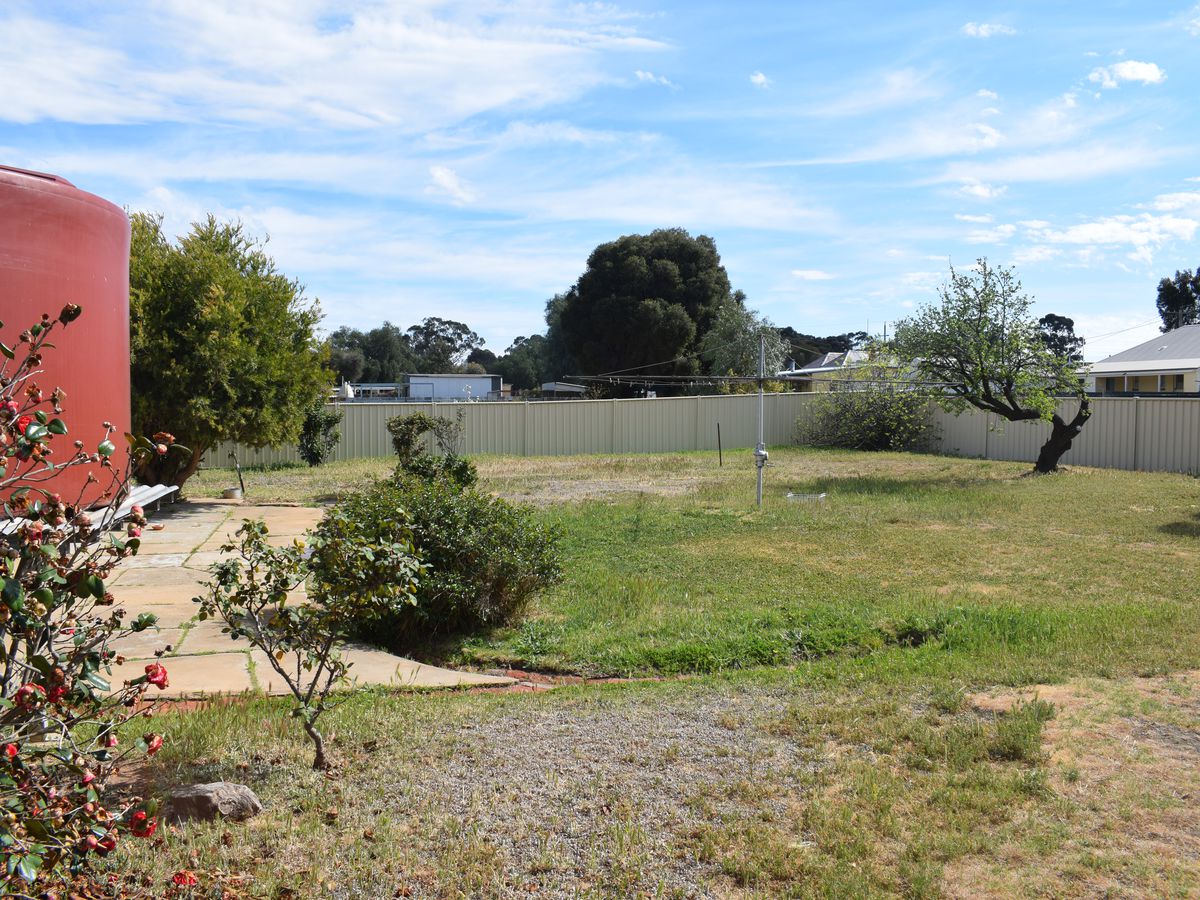 37 Sullivan Street, Inglewood