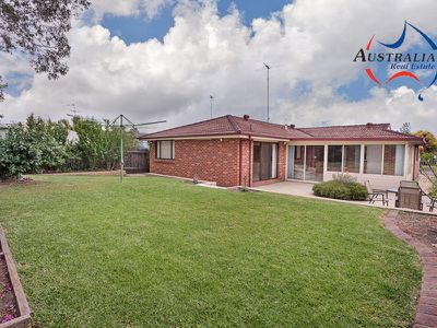 14 Pine Creek Circuit, St Clair