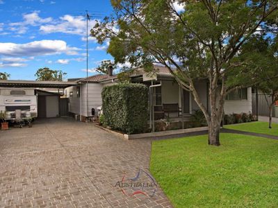 13 Denzil Avenue, St Clair