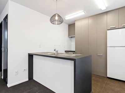 14 / 27 Waterman Place, Woolston