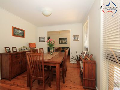 4 Coowarra Drive, St Clair