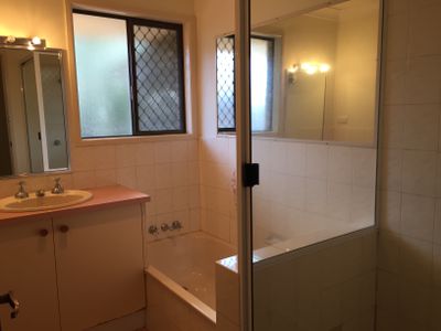 2 / 19 Port Street, Wilsonton Heights