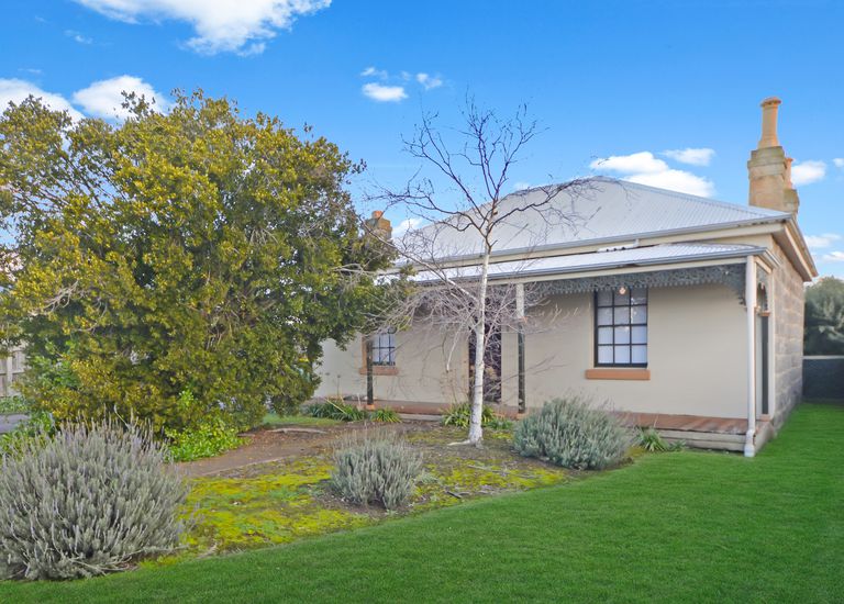 1 / 8 Barkly Street, Portland 1 / 8 Barkly Street, Portland