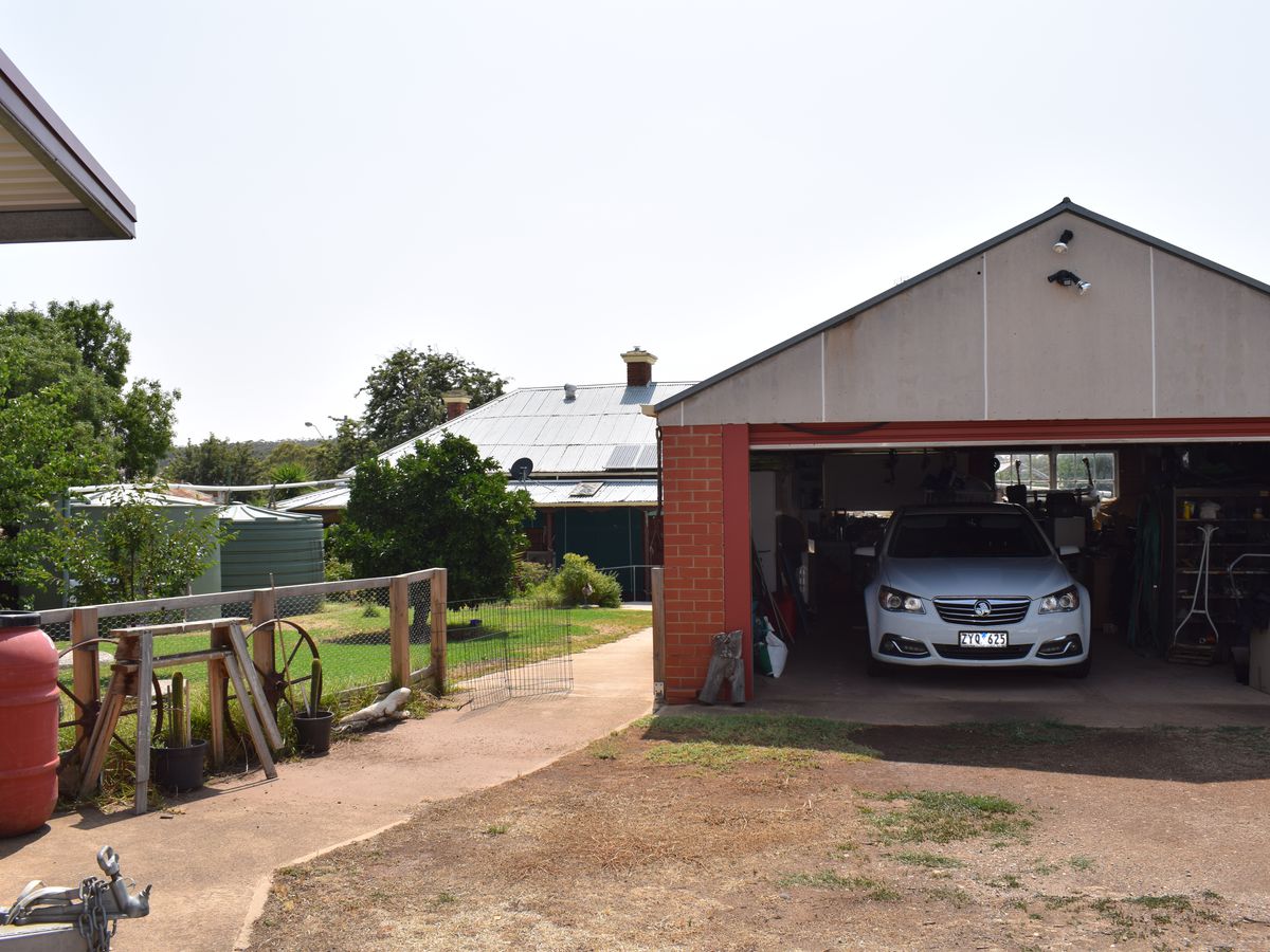 28 High Street, Wedderburn