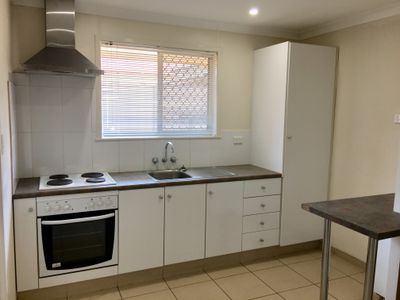 2 / 51 Grenier Street, Toowoomba City