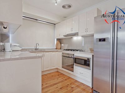 5 Hay Close, St Clair