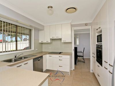 159 Swallow Drive, Erskine Park