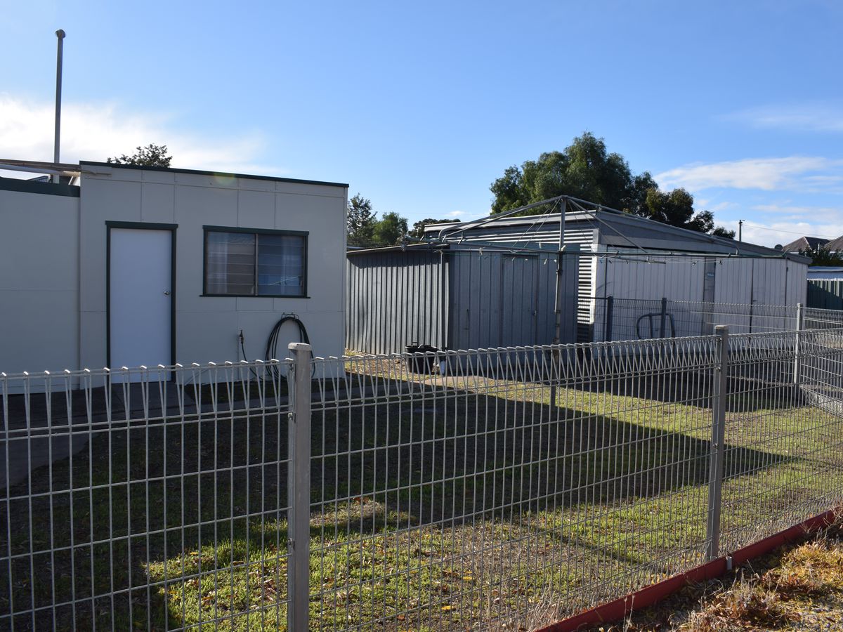 33 Sullivan Street, Inglewood