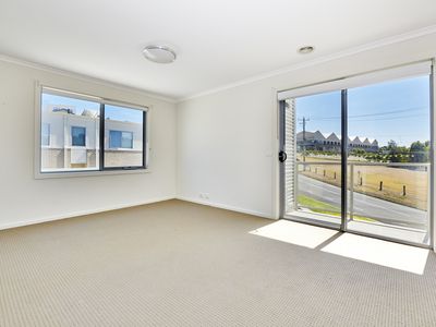 9 Vista Circuit, Westmeadows