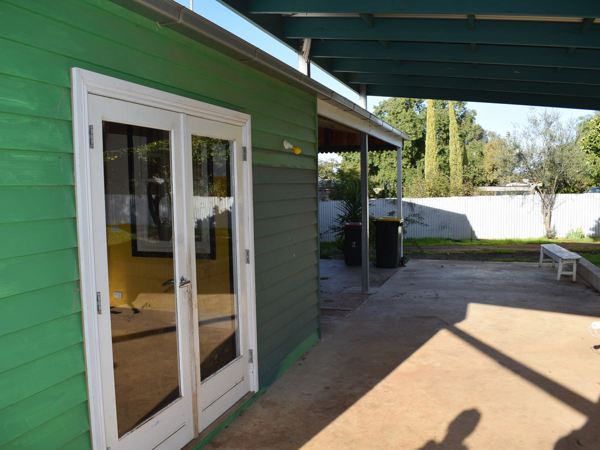 48 Mildura Way, Charlton