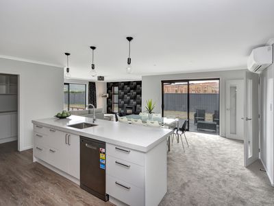 111 Formby Street, Outram