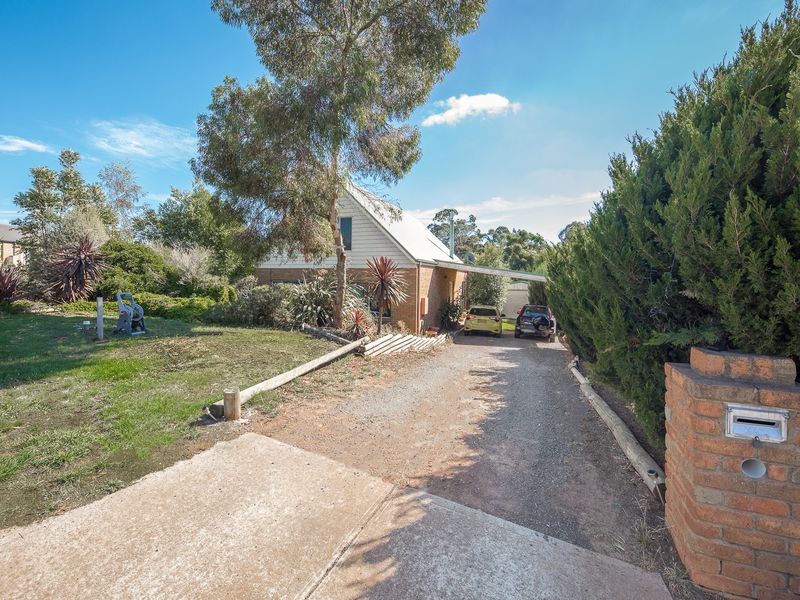 13 Muir Court, Romsey