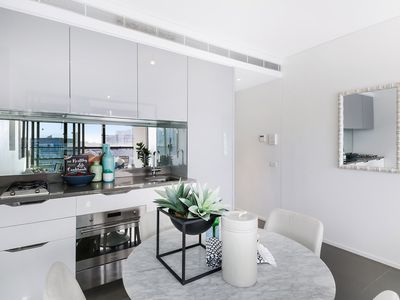 1109 / 18 Park Lane, Chippendale