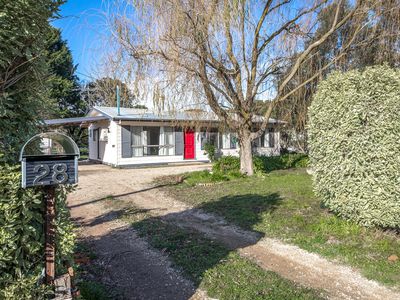 28 Wrixon Street, Romsey