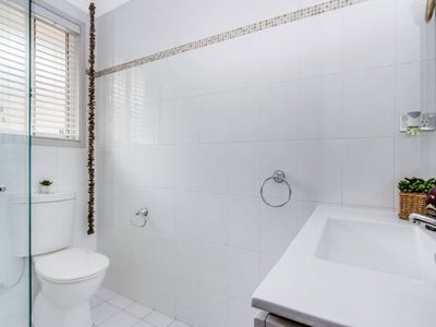 6 Chad Place, St Clair