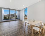 702 / 8 Rose Valley Way, Zetland