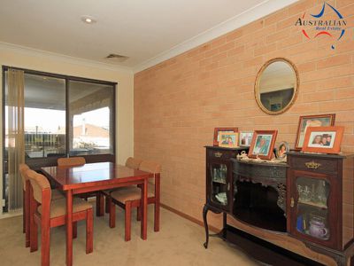 45 Pine Creek Circuit, St Clair