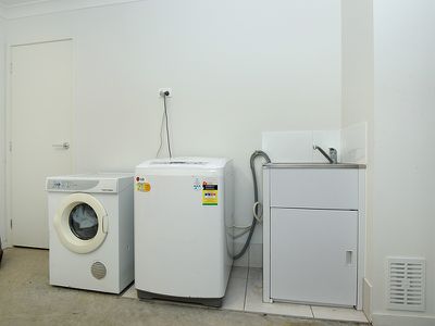 6 Carlin Street, Glenvale