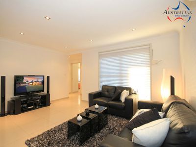 5 Othello Place, St Clair