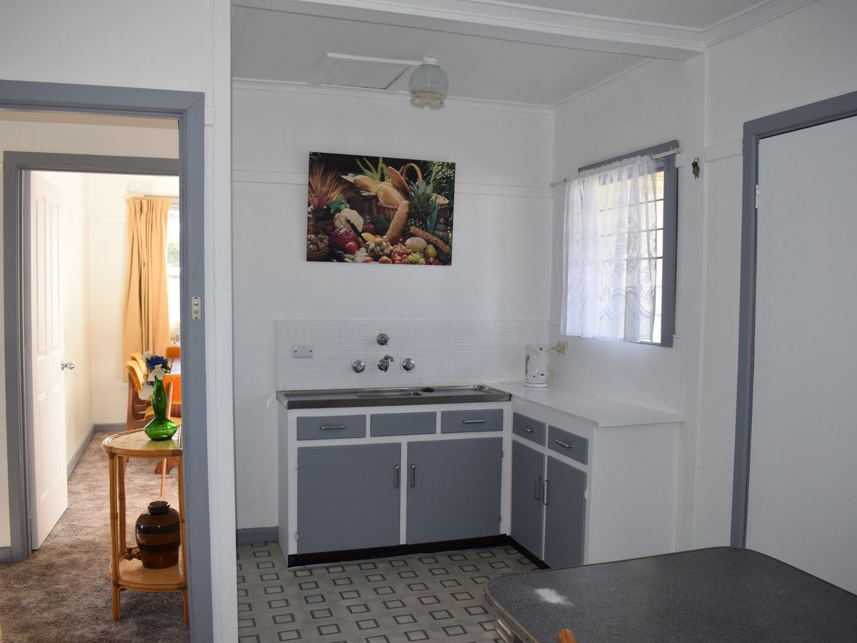 33 Sullivan Street, Inglewood