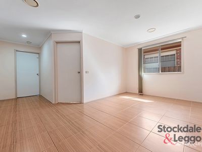 67 Yarcombe Crescent, Craigieburn