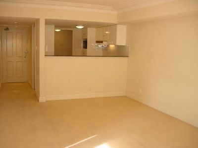 10 / 1 Eddy Road, Chatswood