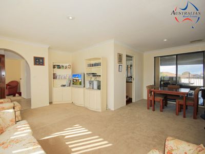 45 Pine Creek Circuit, St Clair