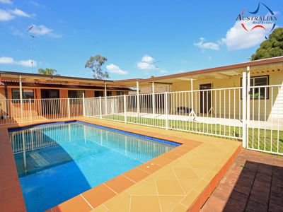 54 Menzies Circuit, St Clair