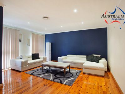 13 Alexandra Circuit, St Clair