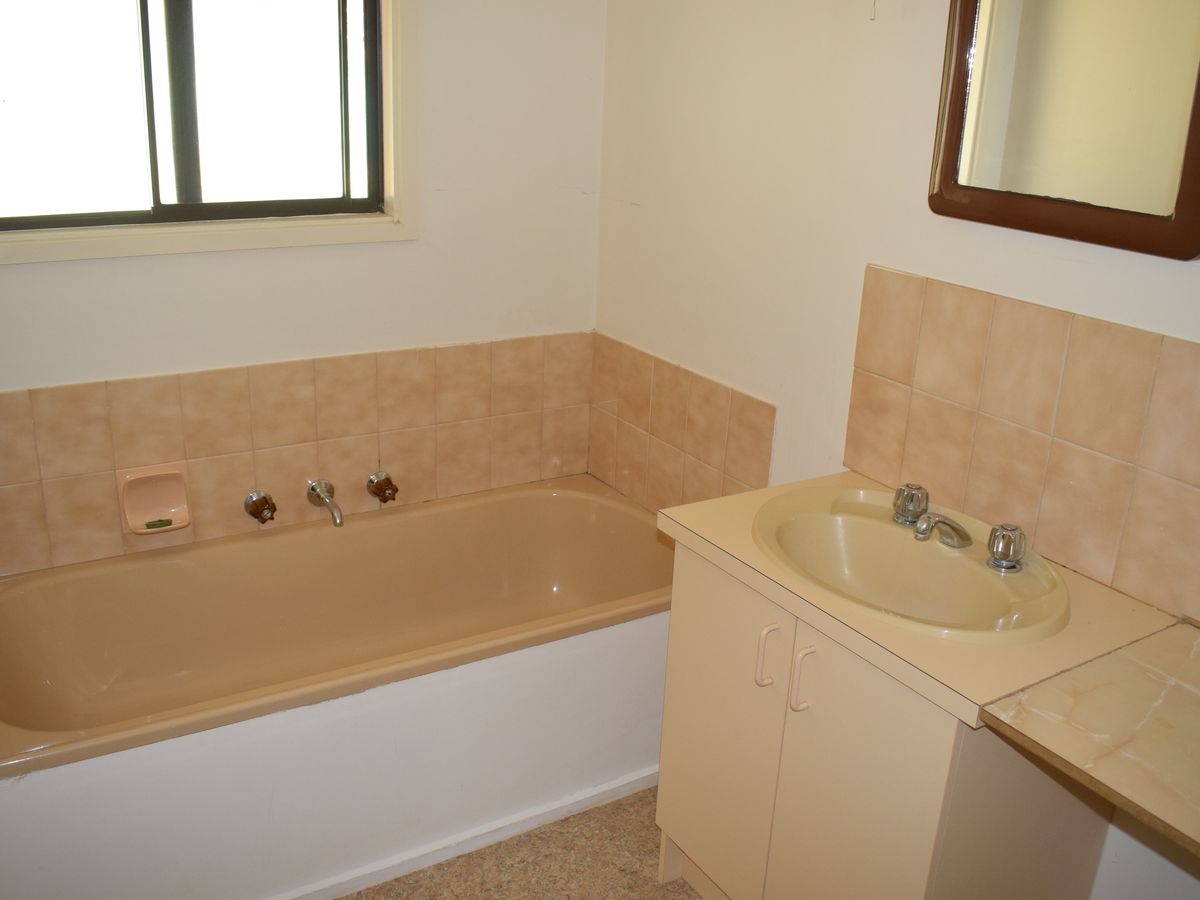 18 Powlett Road, Inglewood