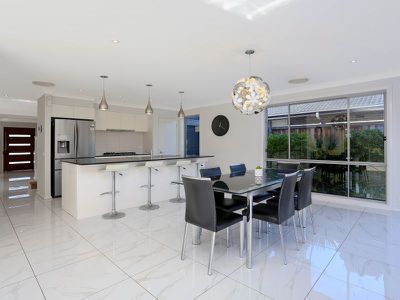 20 Ivor Avenue, Middleton Grange