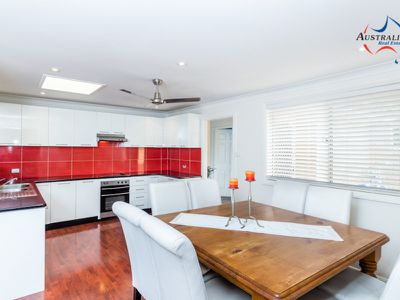 2 Netherton Avenue, St Clair