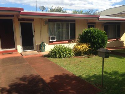 2 / 12 Argyle Street, East Toowoomba