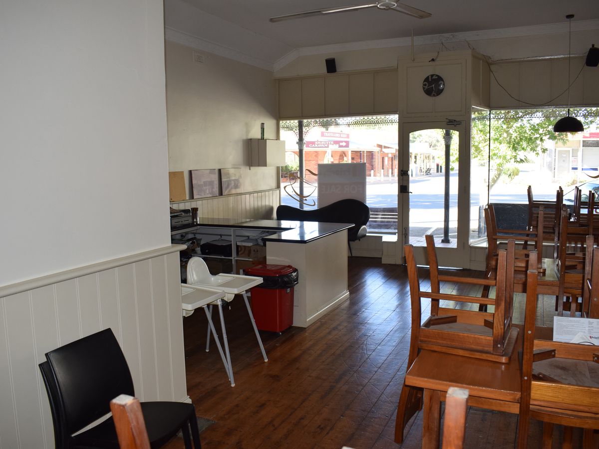 56 - 60 High Street, Charlton