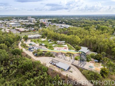 7 Noltenius Circuit, Gray