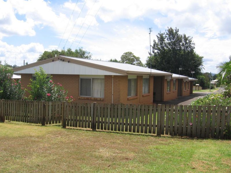 2 / 15 Grey Street, South Toowoomba