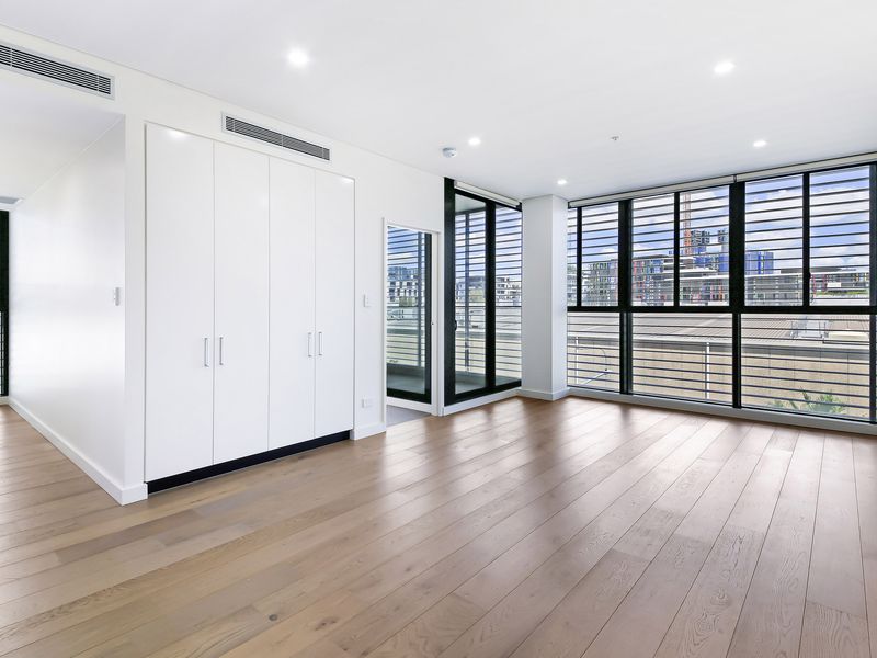 209 / 16A Gadigal Avenue, Waterloo