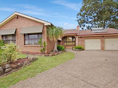 12 Derwent Place, St Clair