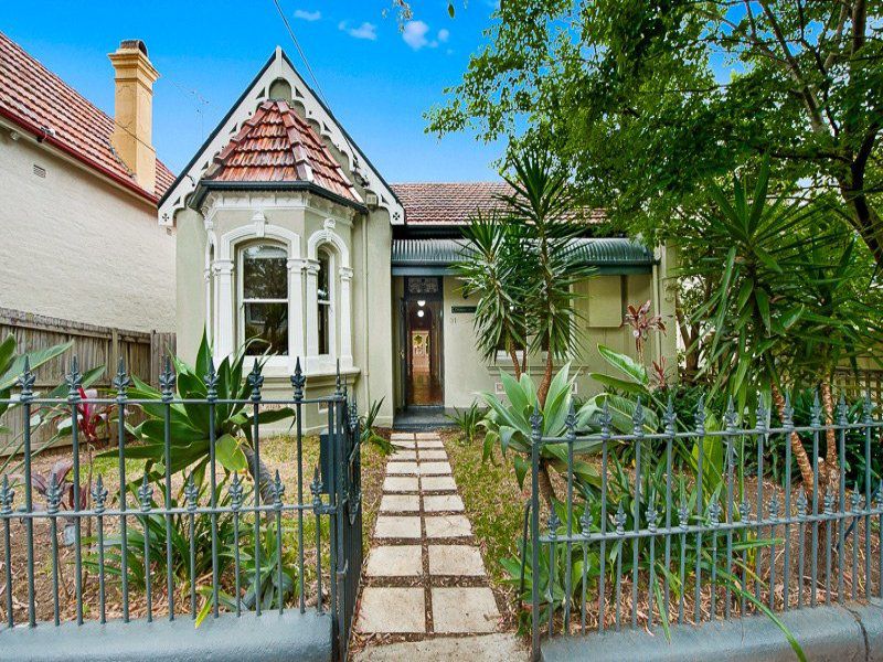 31 Brighton Street, Petersham