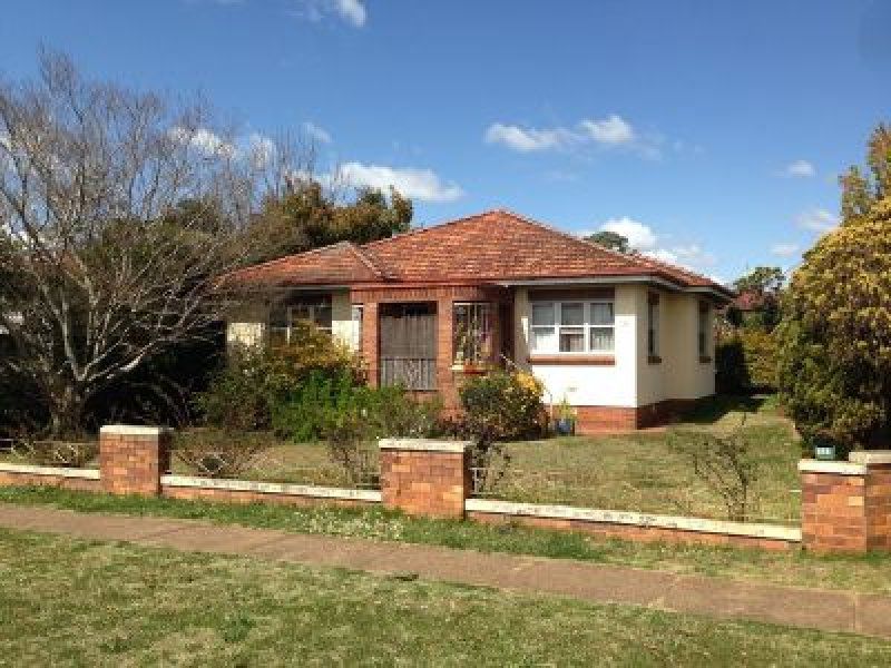 132 Hill Street, Newtown