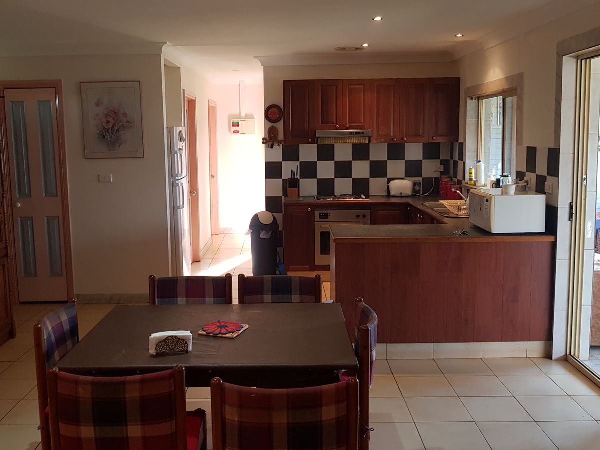 50 School Road, Corop