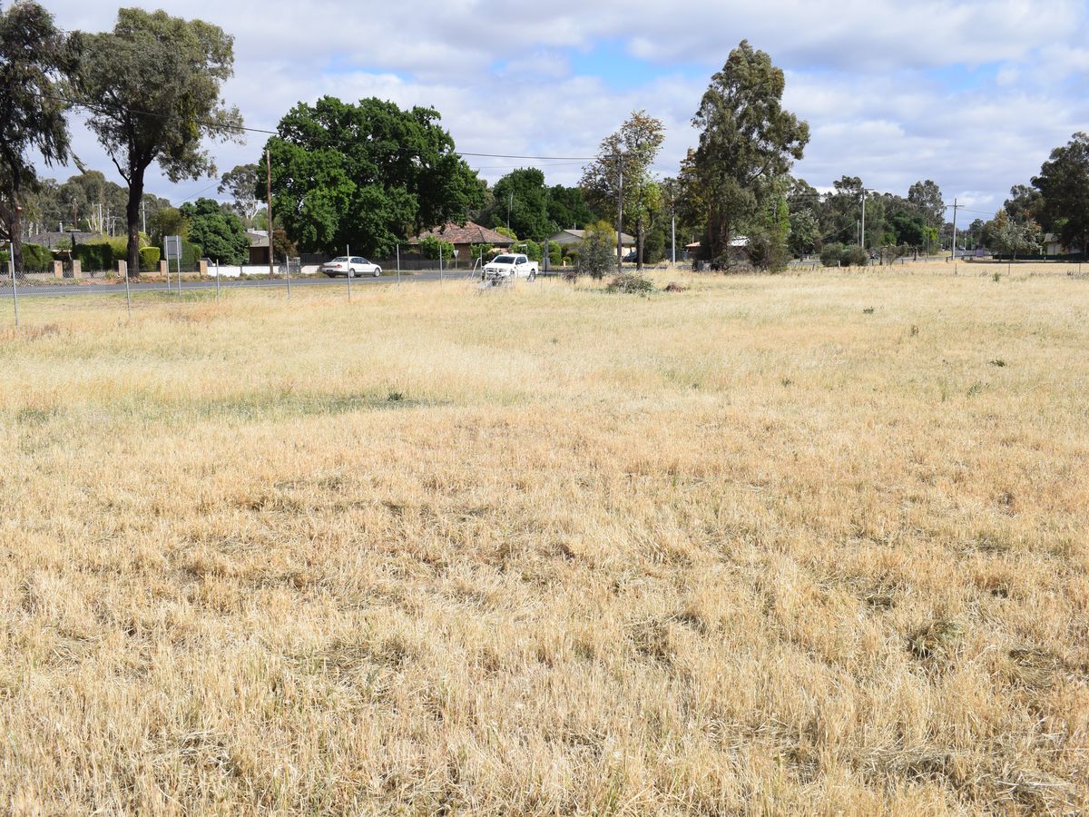 Lot CA 17, High Street, Wedderburn